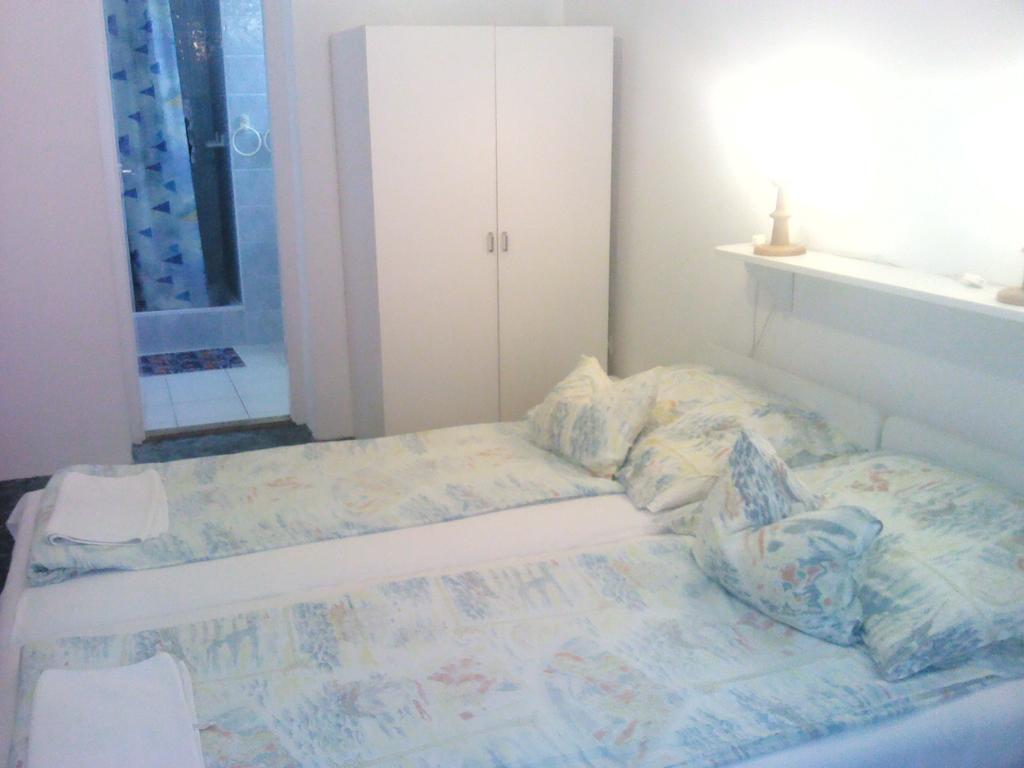 Napfeny Apartment Keszthely Zimmer foto